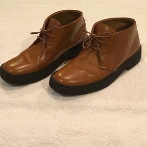 Men’s RJ Colt caramel color chukka boots size 9